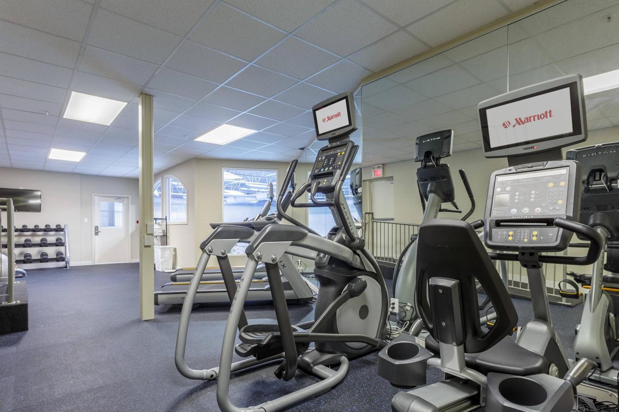 Fairfield Inn & Suites By Marriott Бельвиль Экстерьер фото