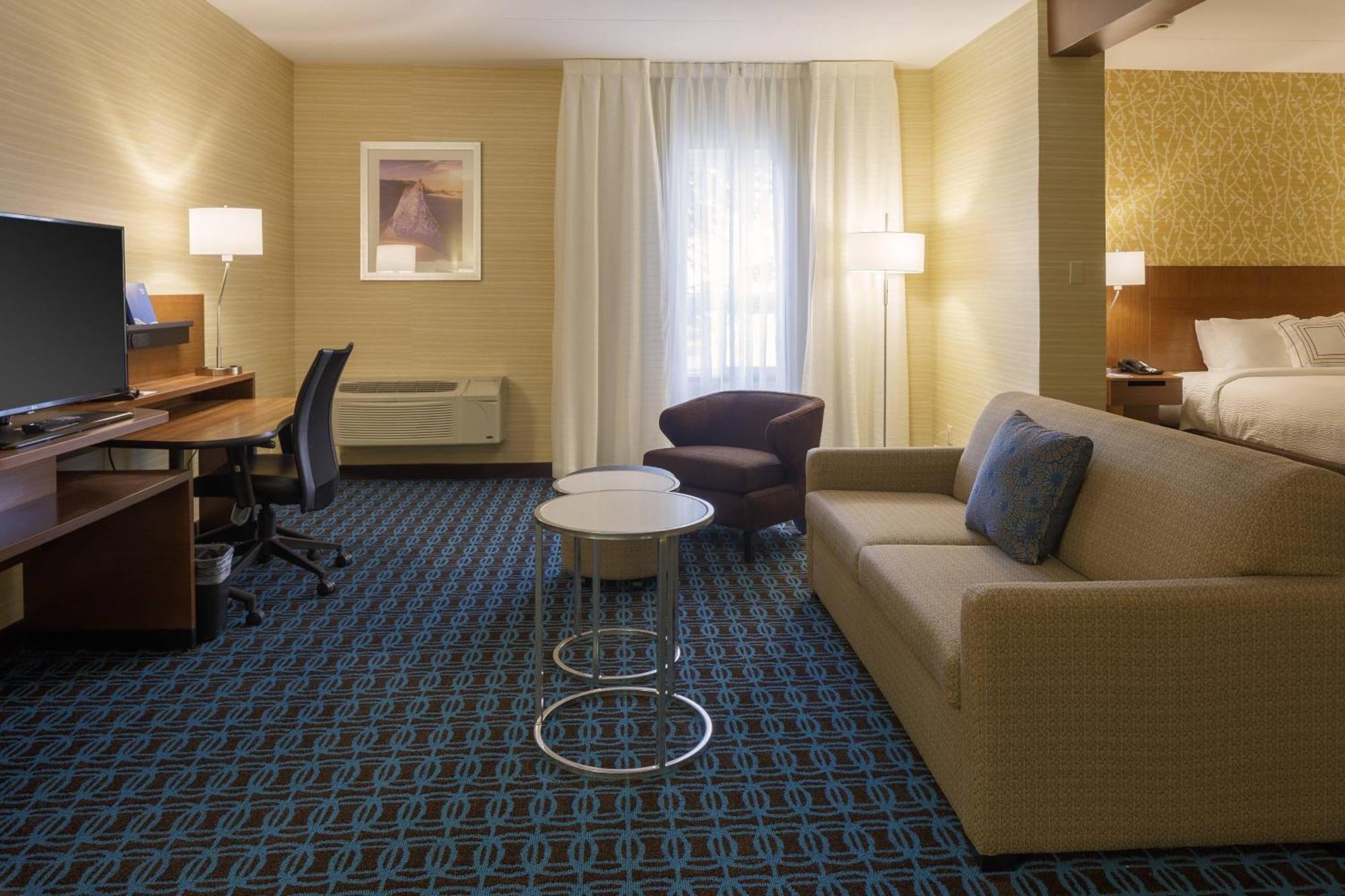 Fairfield Inn & Suites By Marriott Бельвиль Экстерьер фото