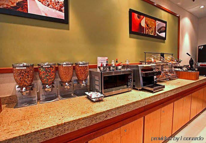 Fairfield Inn & Suites By Marriott Бельвиль Экстерьер фото